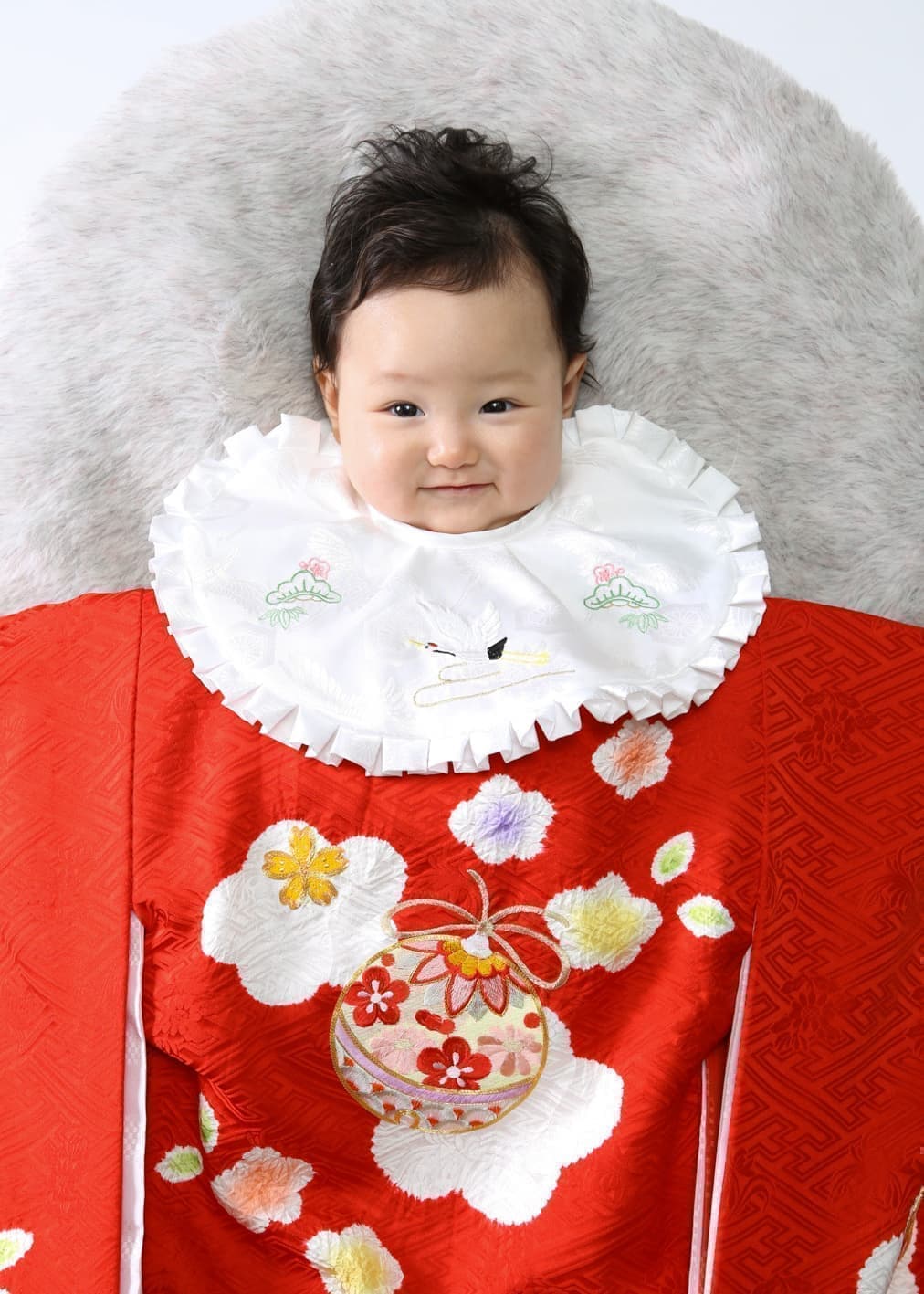 福井県越前市スタジオで撮った初着をかけた赤ちゃん