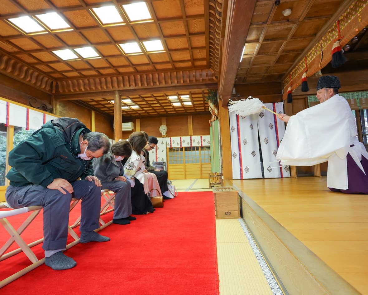 劔神社でのお宮参りのご祈祷