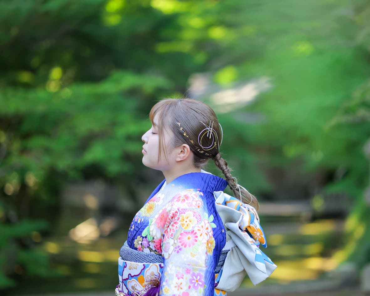 鯖江市で撮った二十歳の振袖の女の子