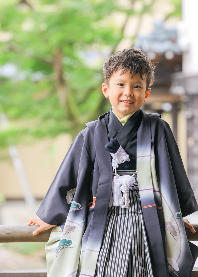 福井県越前市上総社で七五三をした家族の写真